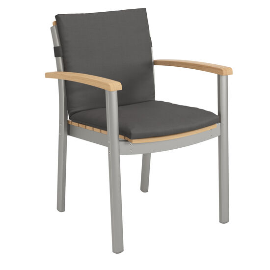 gartenstuhl-armlehnen-aluminmium-teak-stapelbar-monterey-armlehnstuhl-frontansicht-auflage-chestnut