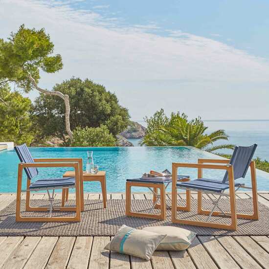 Gartenstühle-Gartentische-Loungemoebel-Outdoor-Kissen-Tische-Armlehnstuhl-Beistelltisch-Hocker-Mit-Rückenlehne-Triokissen-45x3-Kunststoffgewebe-Teakholz