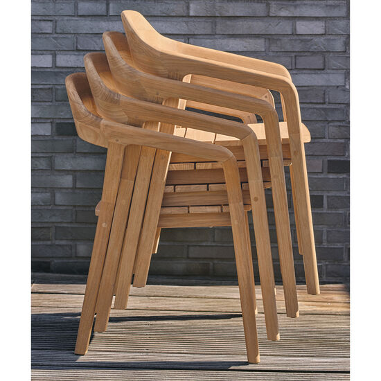 D0-1147-luton-1500x1500