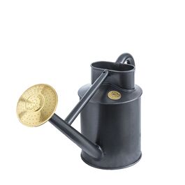 garpa_giesskanne_graphit_klein_4_5liter_stahl_1500x1500