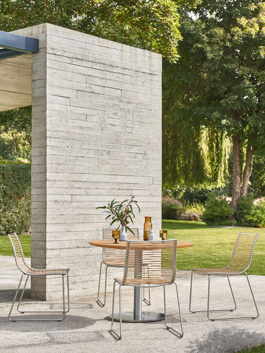 Ronda Single-Pedestal Table Stainless Steel Ø 80 with teak top