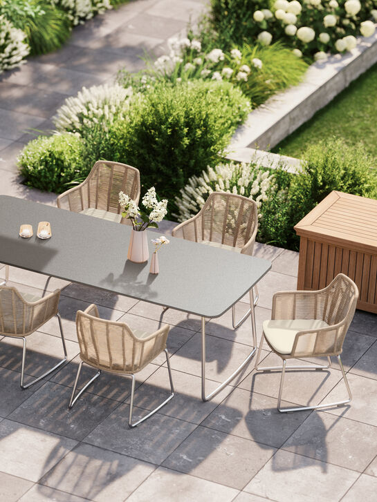 Amari Tisch Edelstahl/Kunstharz Shade