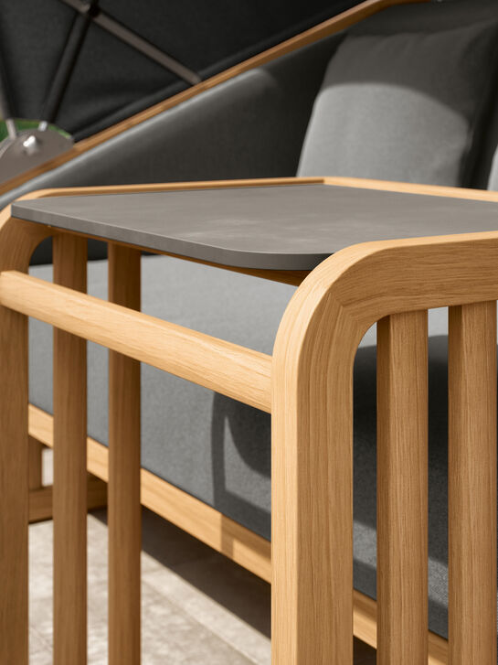 Newcastle Beistelltisch